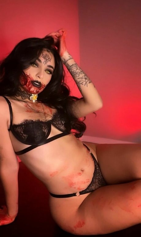 Simply Arabella nude onlyfans leaks