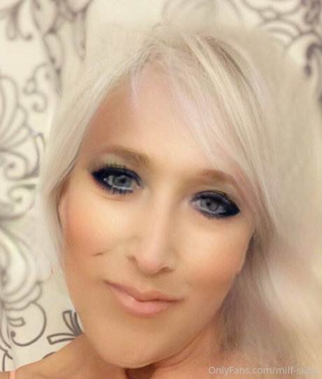mamasuzie onlyfans nude porn