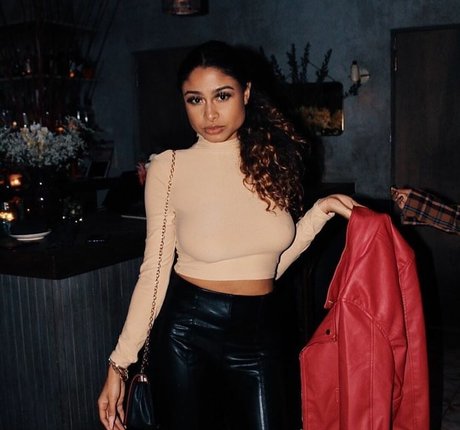 AlessiaSays onlyfans leaked sex