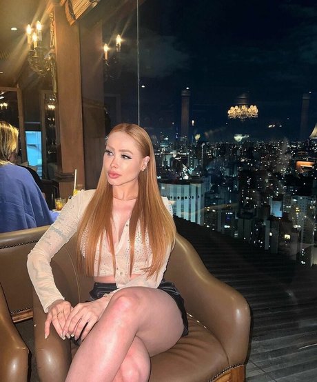 Alice Beaumont onlyfans naked porn