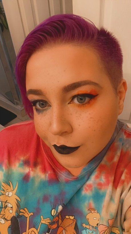 unsupervised housewife nudes onlyfans leak