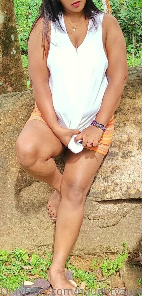 naughtyaunty porn onlyfans