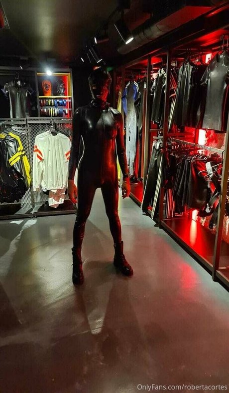 robertacortes onlyfans leaked photos