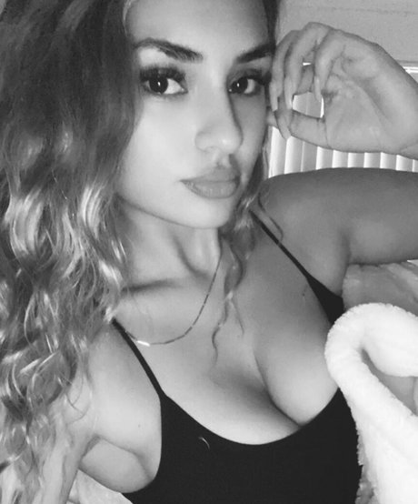 Lydia Simonis onlyfans leaked pics