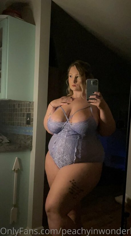 peachyinwonderland leaked onlyfans