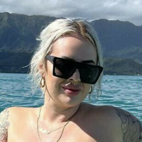 Dahliainwonderland only fans pics