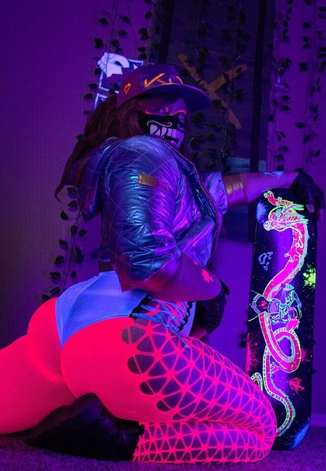 CloverCosplays is on onlyfans