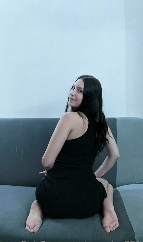 veronica091 onlyfans leaked photos