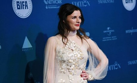 Aisling Bea onlyfans leakes