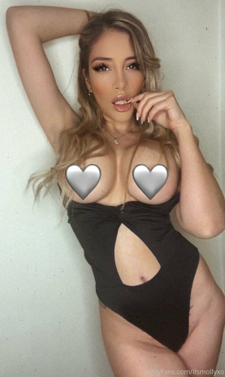itsmollyxo only fans naked