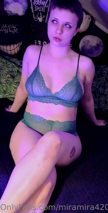 miramira420 onlyfans leaked nude