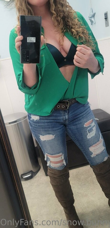 snow bunny907 only fans review