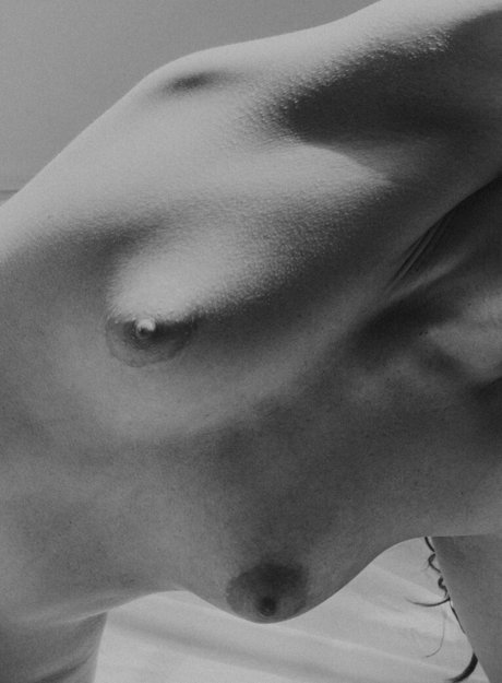 Amelia Zadro onlyfans model images