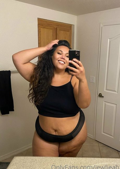 Jewlieah leaked nude onlyfans