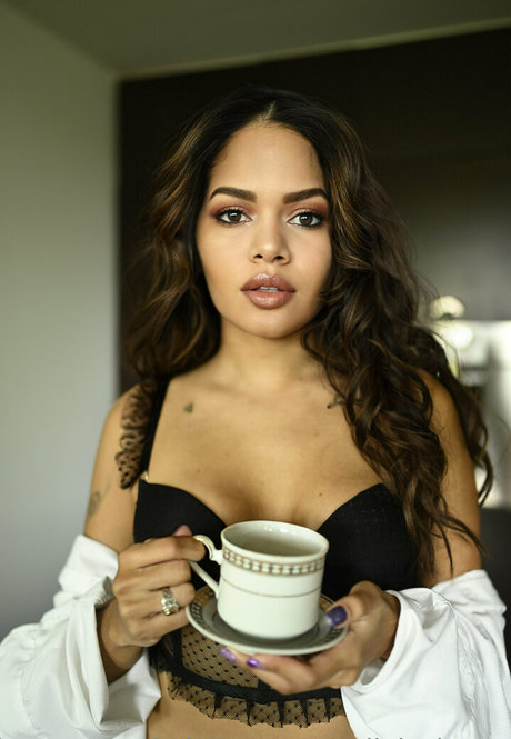 sofia jones2 onlyfans sex tape