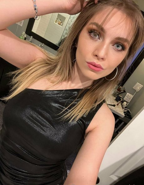 loveachloe onlyfans porn