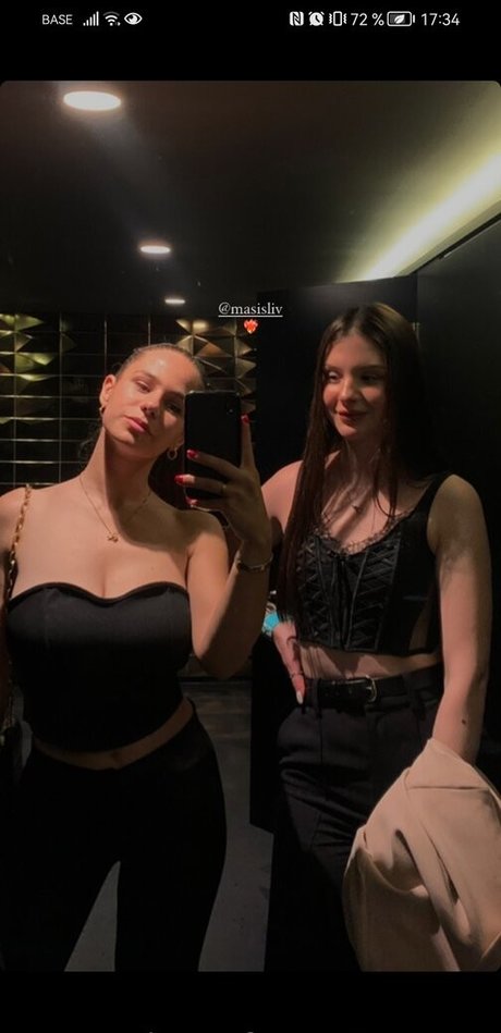 Beatriiz ma naked only fans