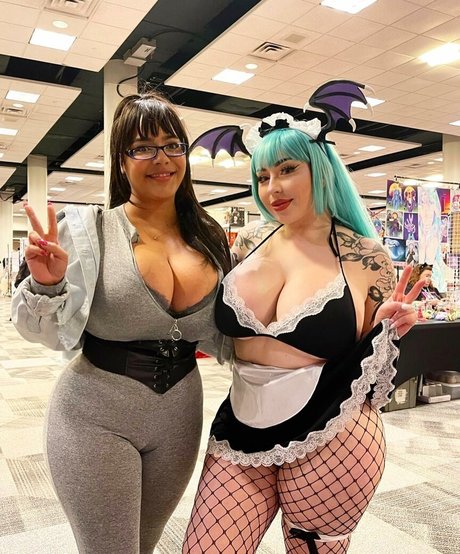 Jaki Oppai only fans review