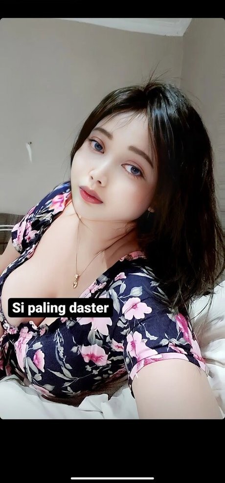 Lola Zeita free only fans