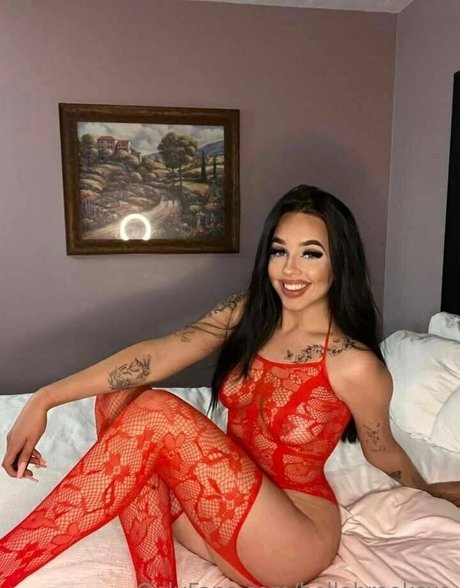 bellabrooksxo topless onlyfans