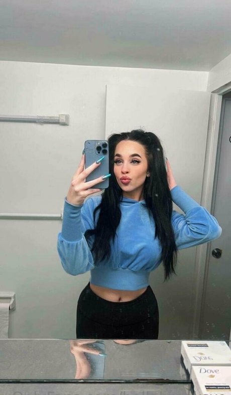 bellabrooksxo Profile pic