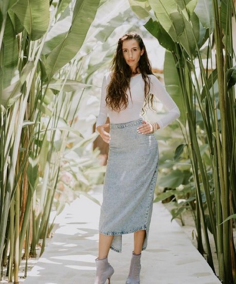 Iulia Girbu onlyfans leajs