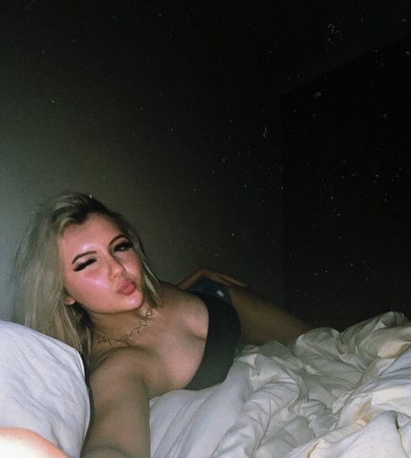 Larkan Danielle onlyfans tits