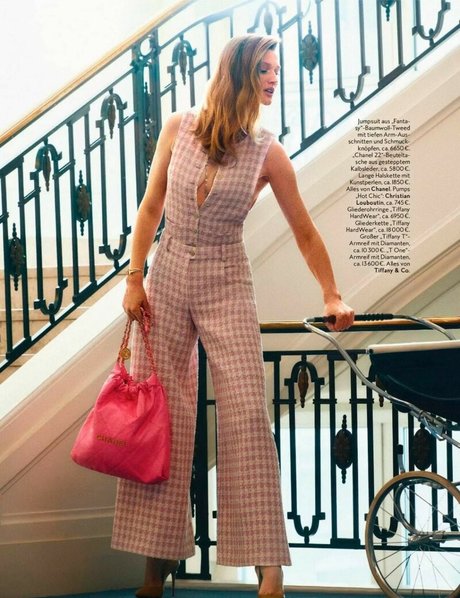 Toni Garrn onlyfans leak