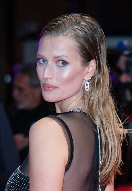 Toni Garrn leaked onlyfans sex