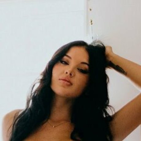 Riley Riviera onlyfans naked leaked