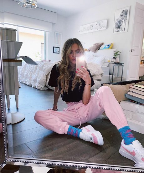 Anne Winters onlyfans leaka