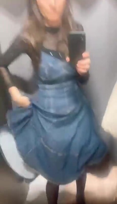 Sole Roxana boobs onlyfans