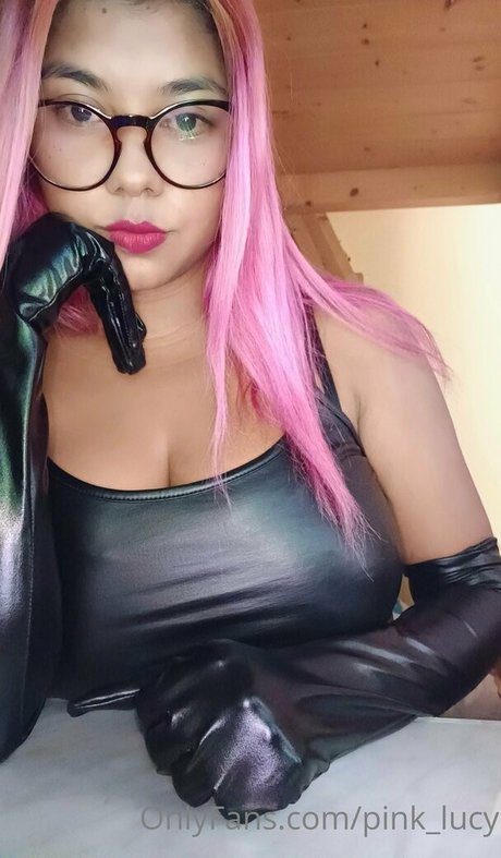 pink lucy onlyfans leak