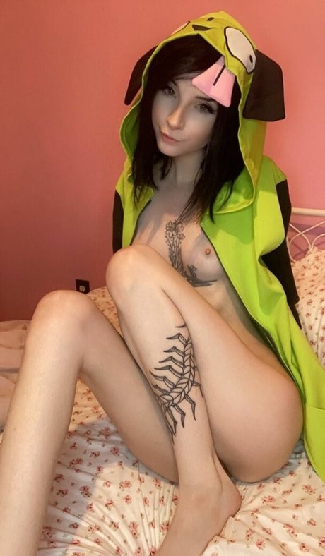 Rengekko Cosplay leaked onlyfans