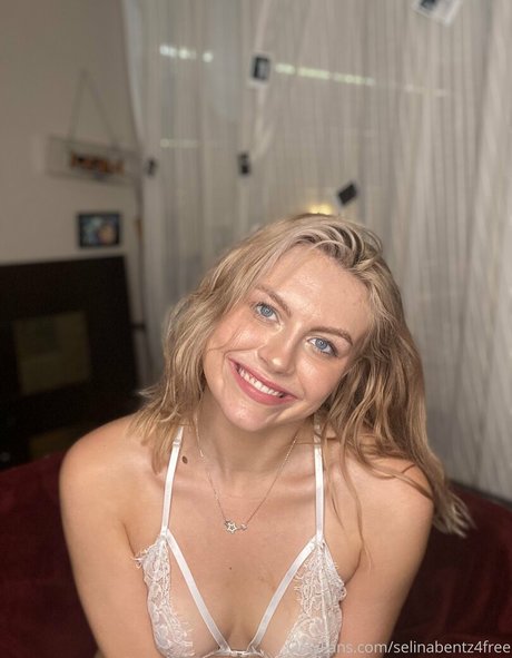 selinabentz4free onlyfans leaked tits