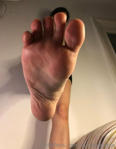 aimeefeetxx sexy onlyfans