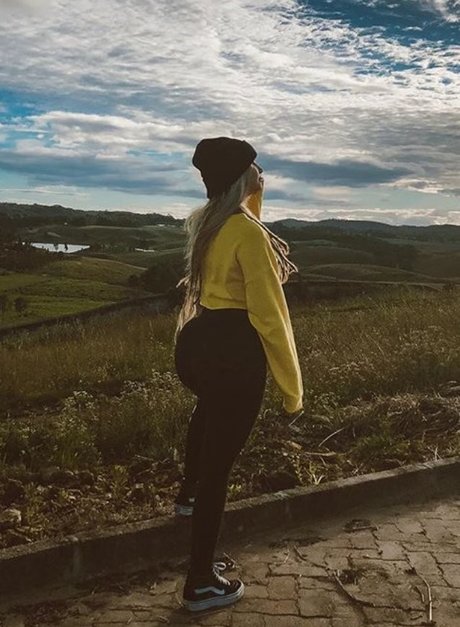 Victoria Macan tits onlyfans