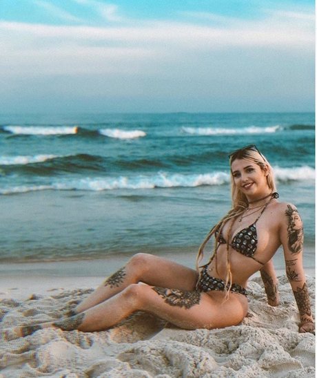 Victoria Macan onlyfans naked