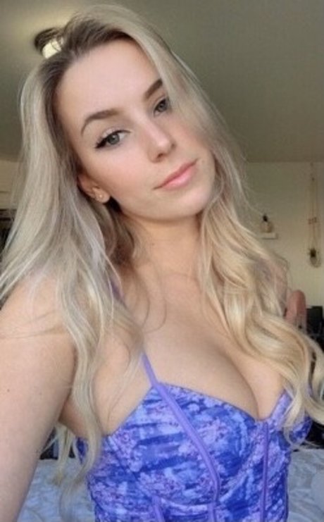 Kelsey Remige sexy onlyfans