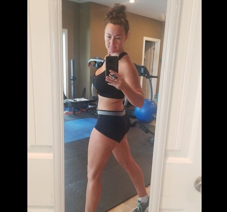 Baddie2thebone onlyfans nudes