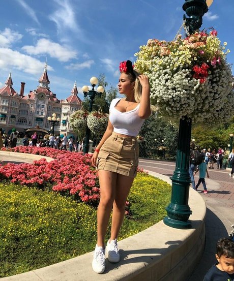 Karina Grinberryall onlyfans model