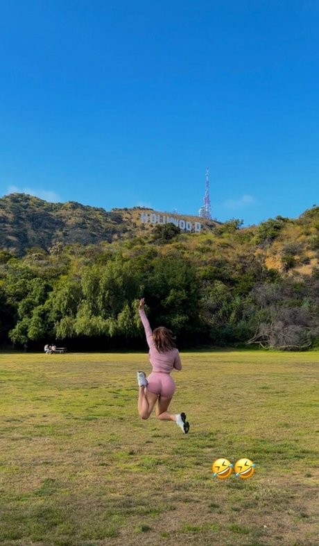 Karina Grinberryall onlyfans striptease