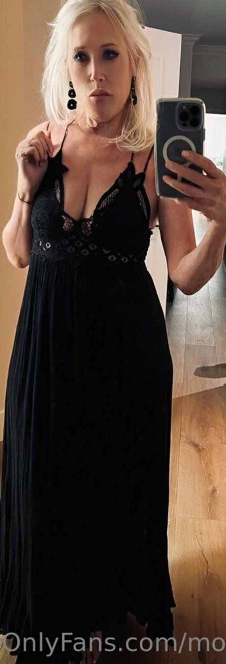 suzieandhannahfree only fans free