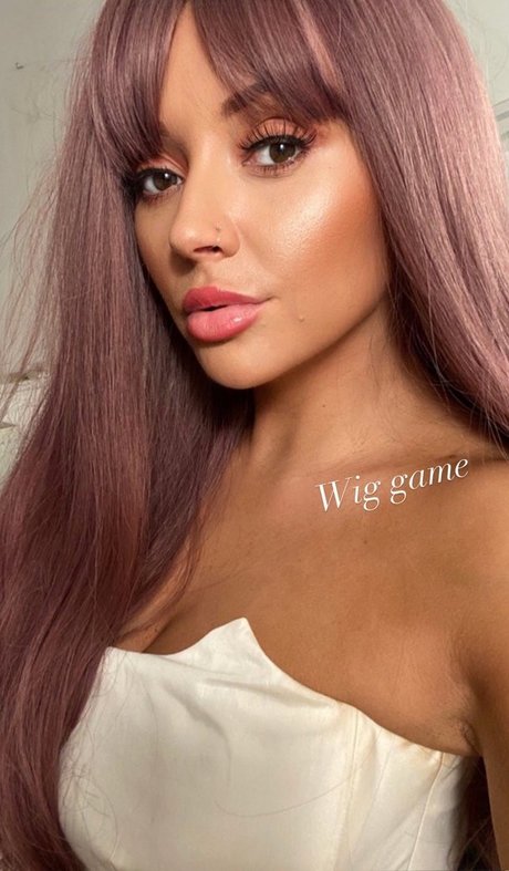 Kimberly Hart Simpson onlyfans archives