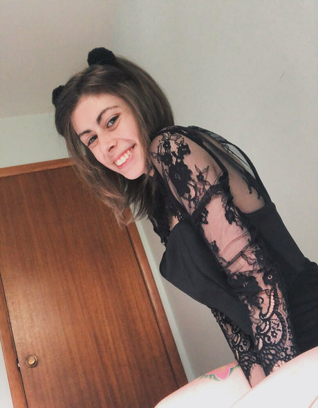 jezebellefree naked onlyfans leaks