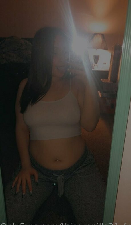 thiccvanilla21 free onlyfans explicit content