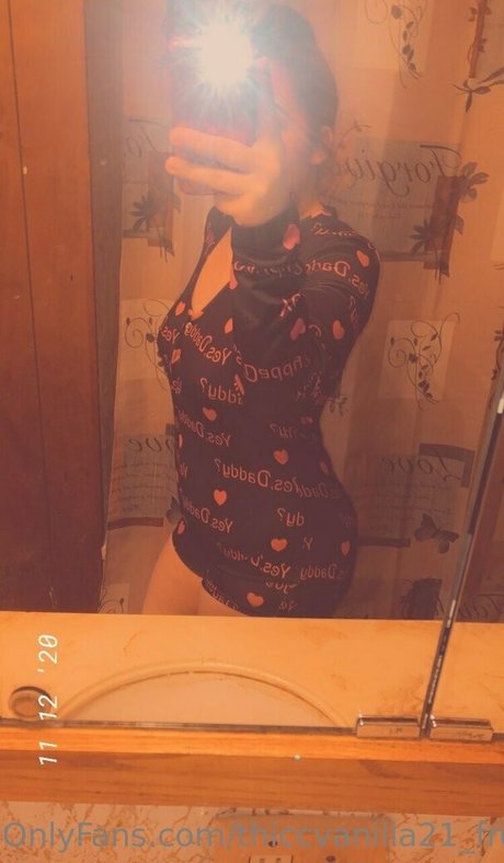 thiccvanilla21 free free onlyfans porn