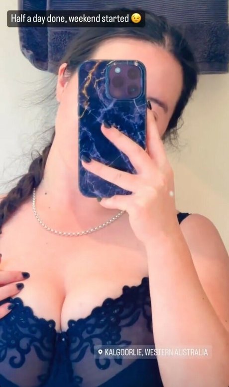 lyn ahayz onlyfans hot