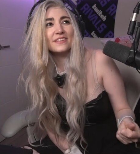 Wolfabelle onlyfans de