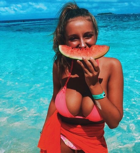 BustyAna leaked onlyfans porn